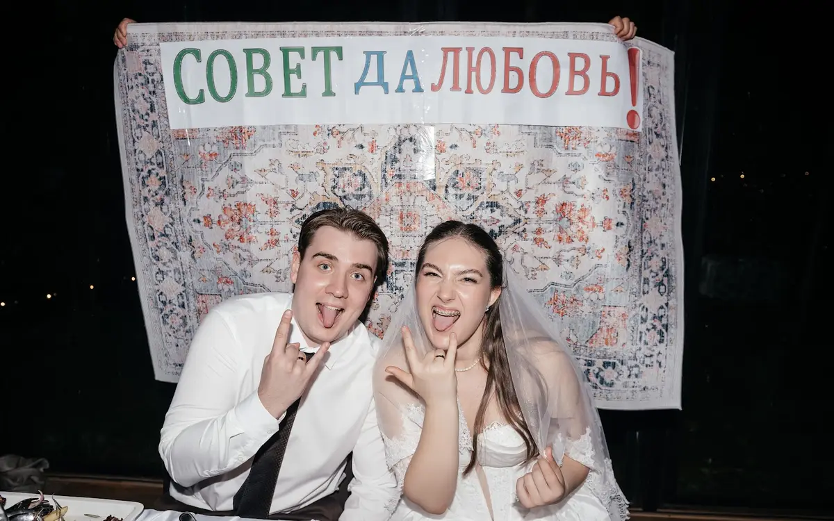 Банкетный зал и сервировка на свадьбе