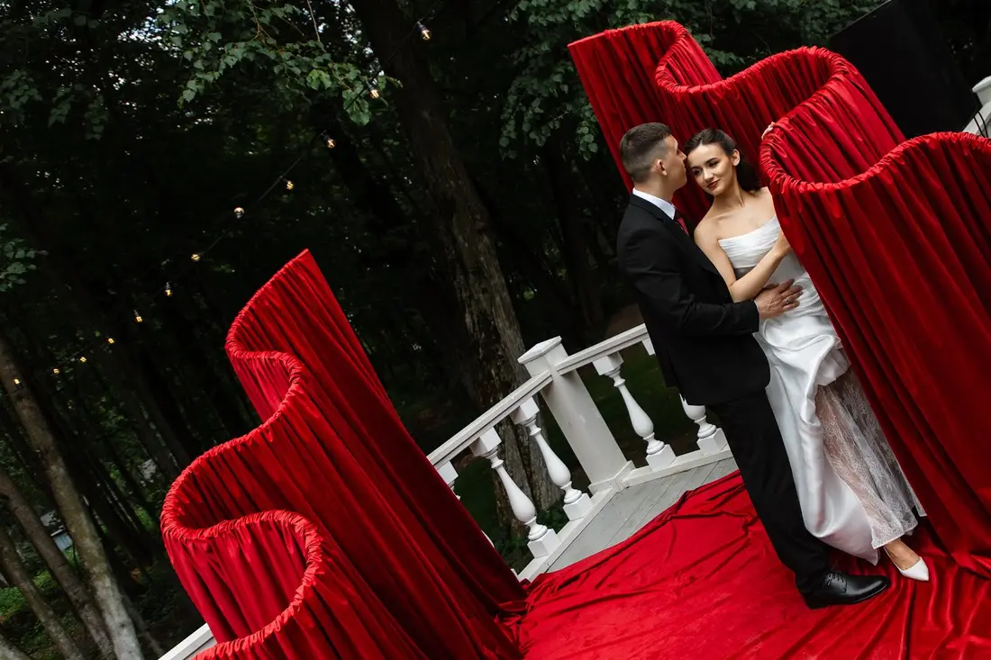 Артём и Екатерина: фотозона